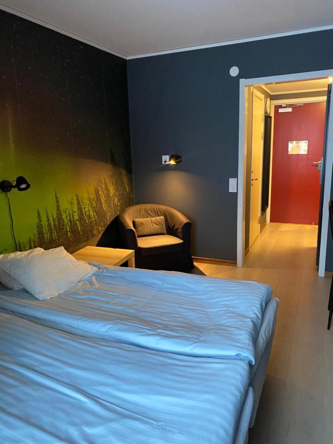 Hotell Smedjan พายาลา ภายนอก รูปภาพ